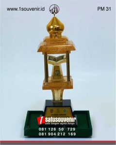 Desain piala mtq fasi kalimantan selatan