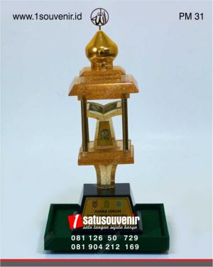 Piala MTQ Juara Umum FASI Kalimantan Selatan
