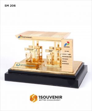 Souvenir Miniatur Pertamina Hiswana Migas DPC VII Sulawesi Tengah