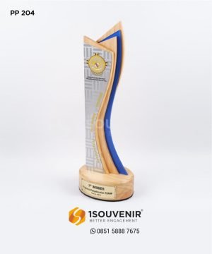 Piala Penghargaan Progress Penyelesaian TLRHP
