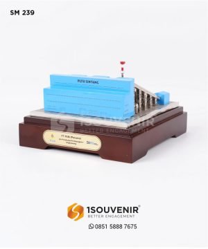 Souvenir Miniatur PLTU Sintang