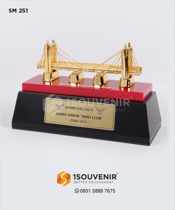 SM251 Souvenir Miniatur Jembatan Brawijaya