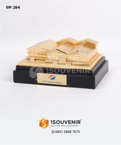 SM284 Souvenir Miniatur Centralpertiwi Bahari