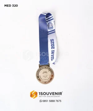 Medali Logam Penghargaan Gadja...