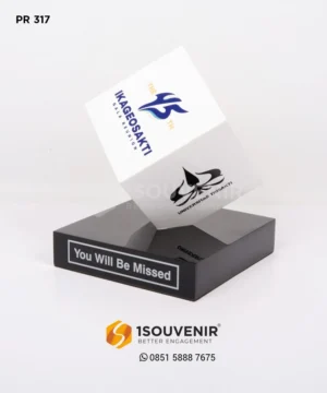 Plakat Resin Cendera Mata Pera...