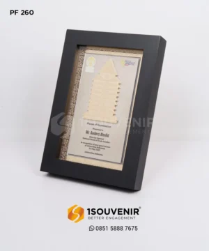 Plakat Frame Cendera Mata Director General National Board of Trade Sweden Universitas Indonesia