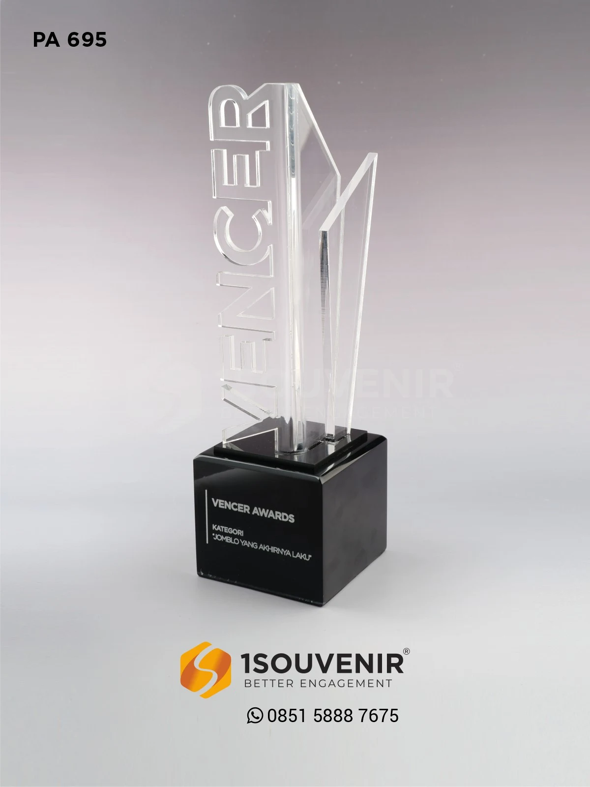 Plakat Akrilik Penghargaan Vencer Award 1 PA695 Plakat Akrilik Vencer Award