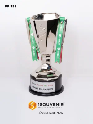 Piala Penghargan Grand Champio...