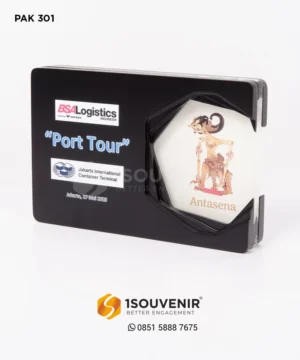 1souvenir® - Better Engagement 22 Plakat Kayu Akrilik Port Tour ...