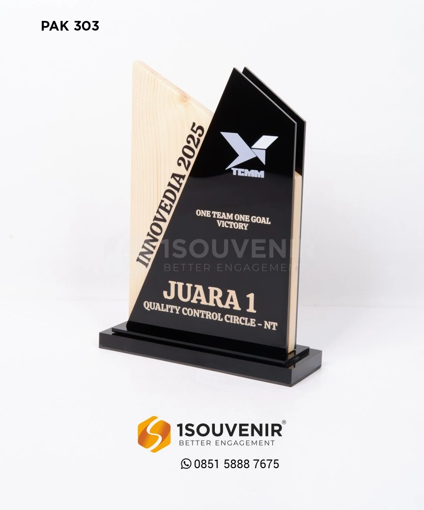 Plakat Kayu Akrilik Juara Quality Control Circle Innovedia 2025 1 PAK303 Plakat Kayu Akrilik Innovedia 2025
