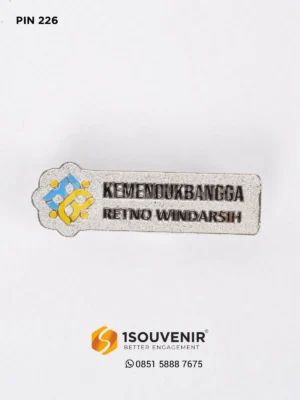Pin Logam Kementerian Kependud...