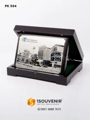 1souvenir® - Better Engagement 28 Plakat Kayu Logam Pusat Teknol...