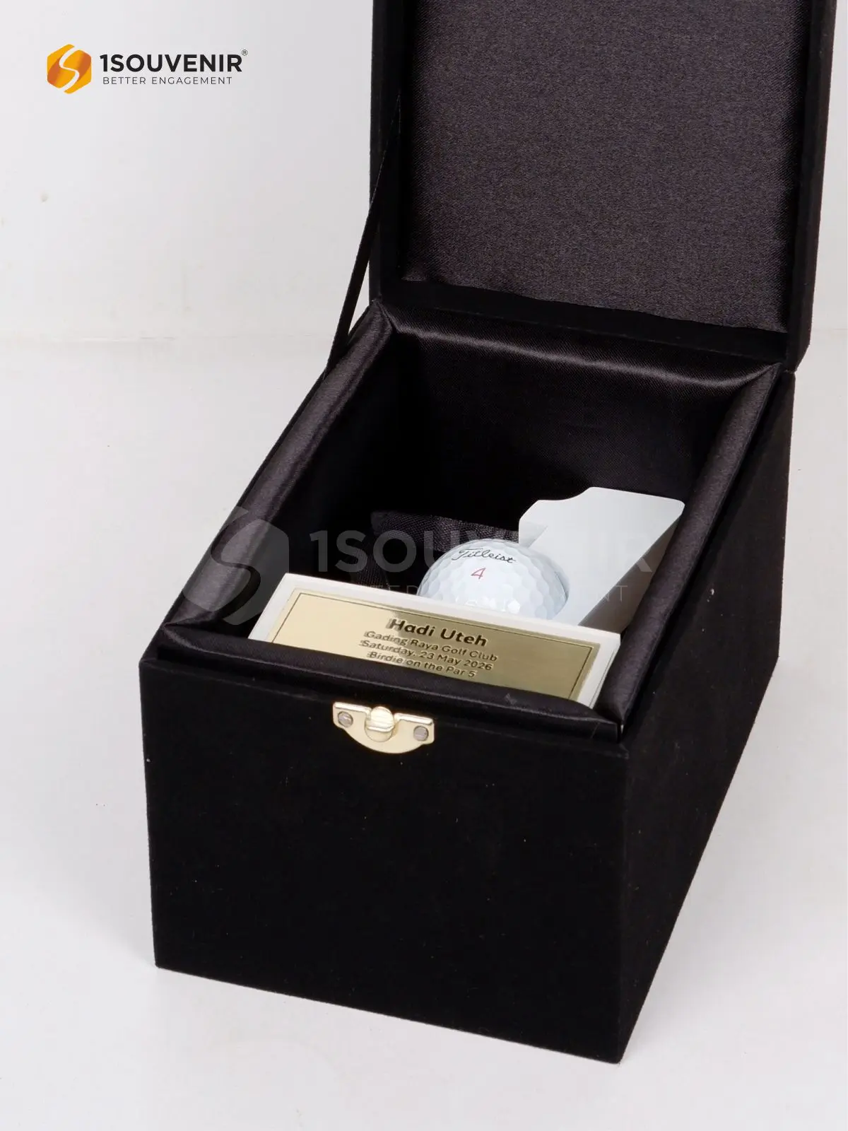 Piala Golf Gading Raya Golf Club 3 DETAIL2-TG222 Piala Golf Gading Raya Golf