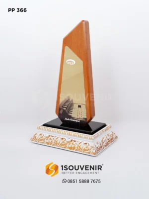 1souvenir® - Better Engagement 22 Piala Penghargaan BPKP Hadir B...