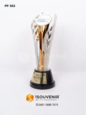 Piala Penghargaan Indonesia So...