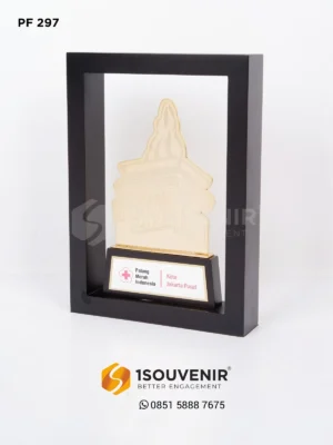 Plakat Frame Kayu Volunteer Aw...