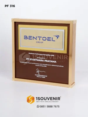Plakat Frame Distribusi Perfor...